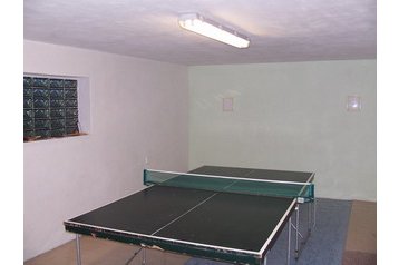 Slovačka Privát Uhorská Ves, Eksterijer